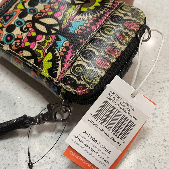 NWT: Sakroots Artist Circle Smartphone Wristlet - Picture 4 of 5
